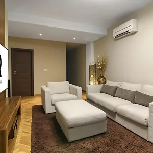  Apartamento Beachfront 3-bedroom With Jaccuzi And Barbecue In The Back